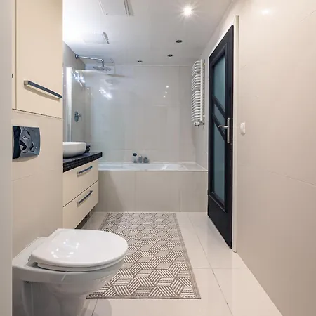 Avignon Apartamento *